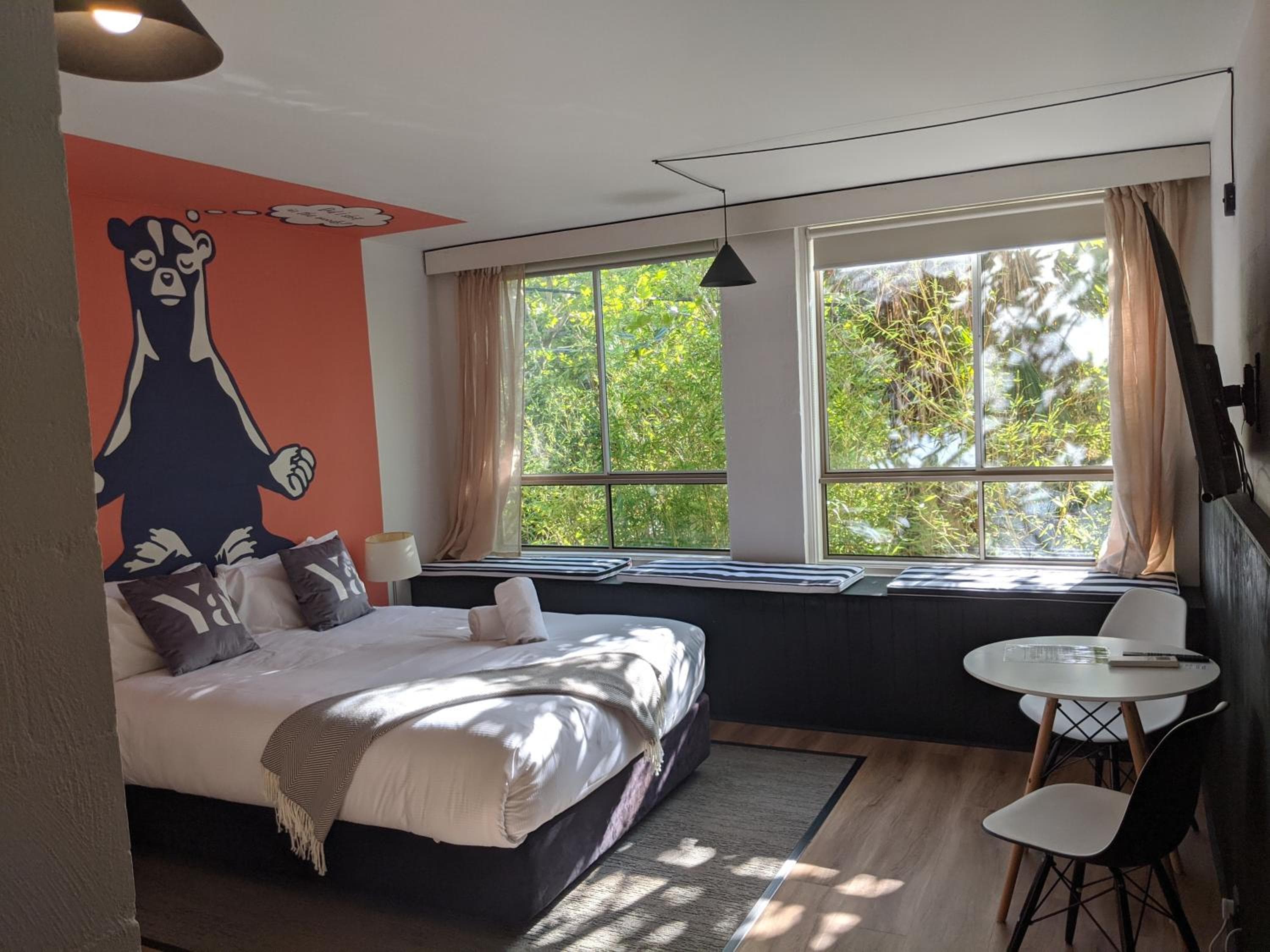 Davis Avenue Apartments