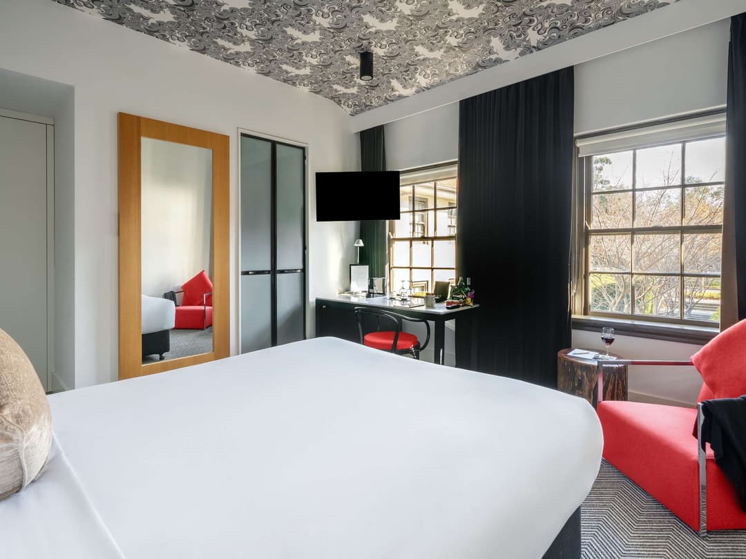 Peppers Gallery Hotel Canberra