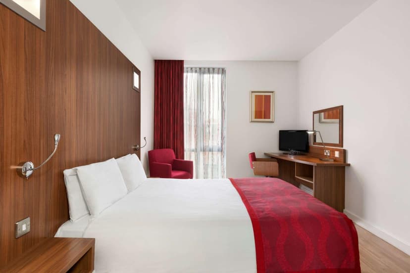 Ramada Encore by Wyndham, Leicester City Centre