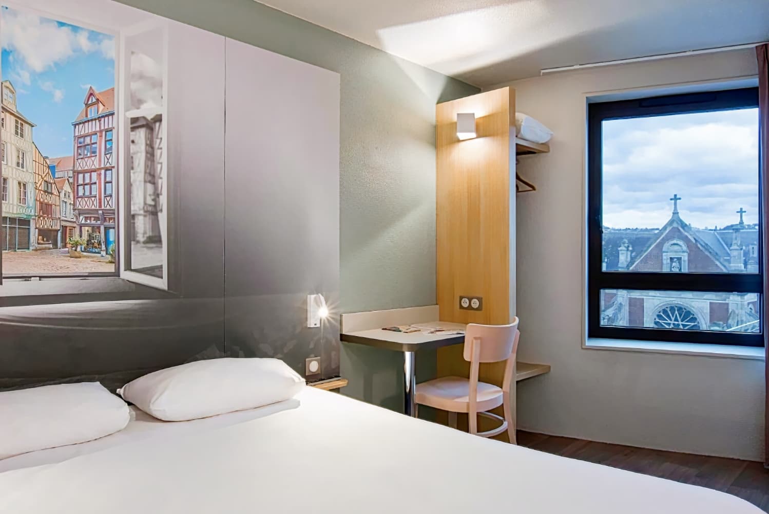 B&B HOTEL Rouen Centre