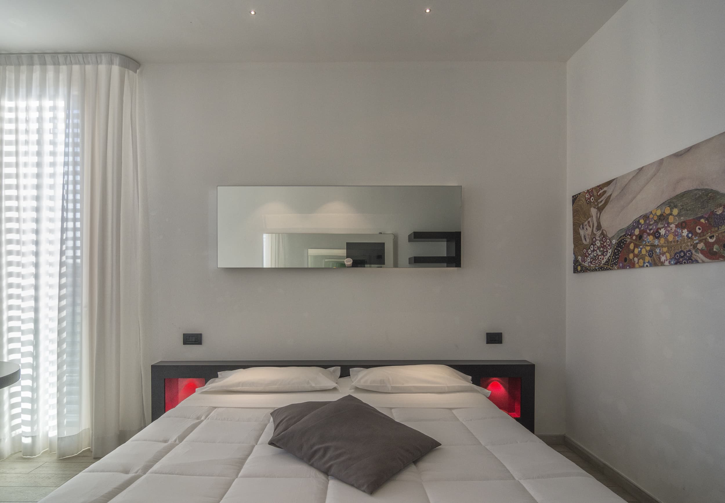 Blue Shades ApartHotel