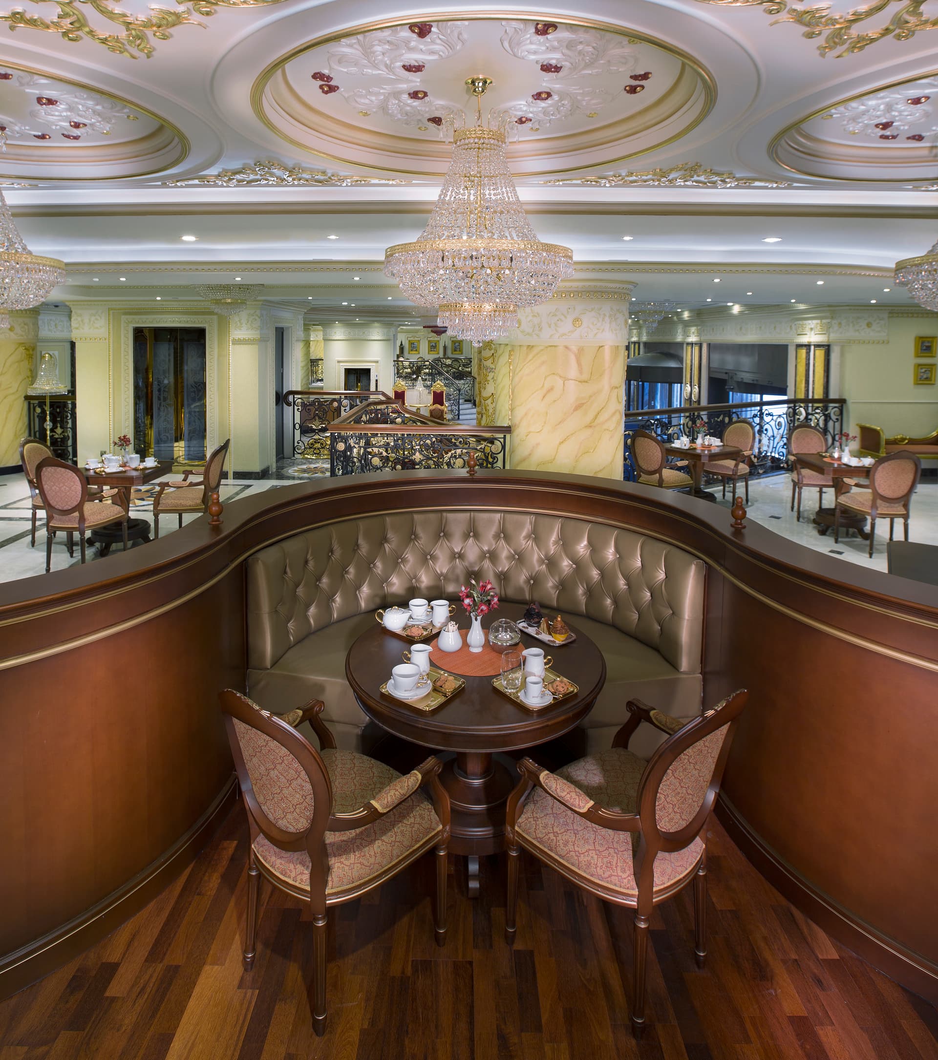 Royal Rose Hotel