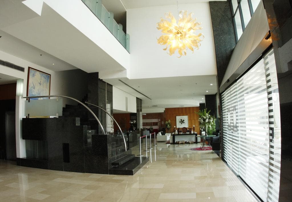 Royalty Barra Hotel