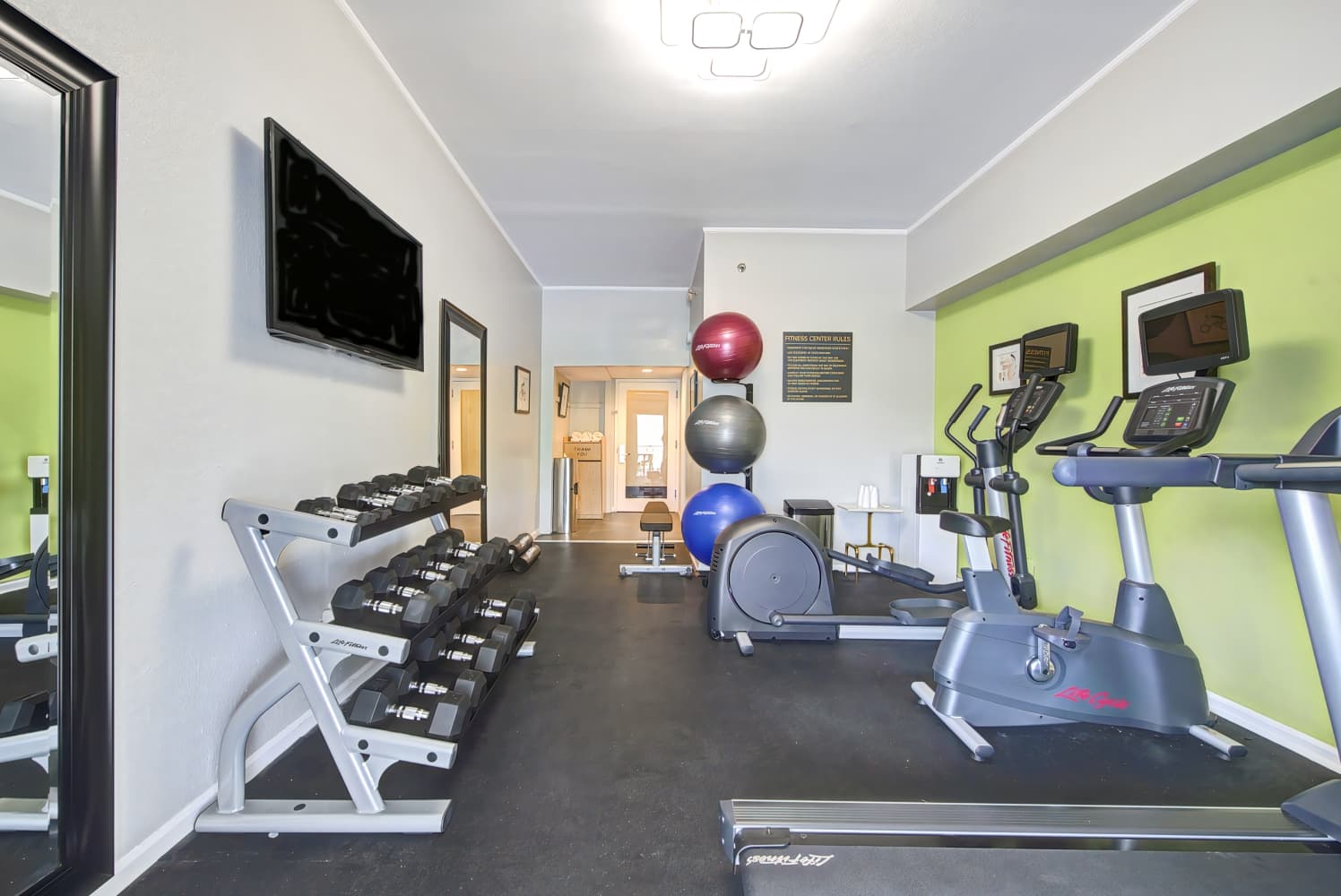 The Roslyn, Tapestry Collection by Hilton