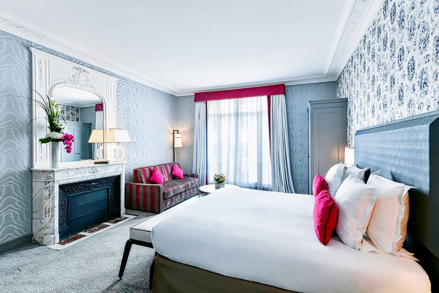 Maison Astor Paris, Curio Collection by Hilton