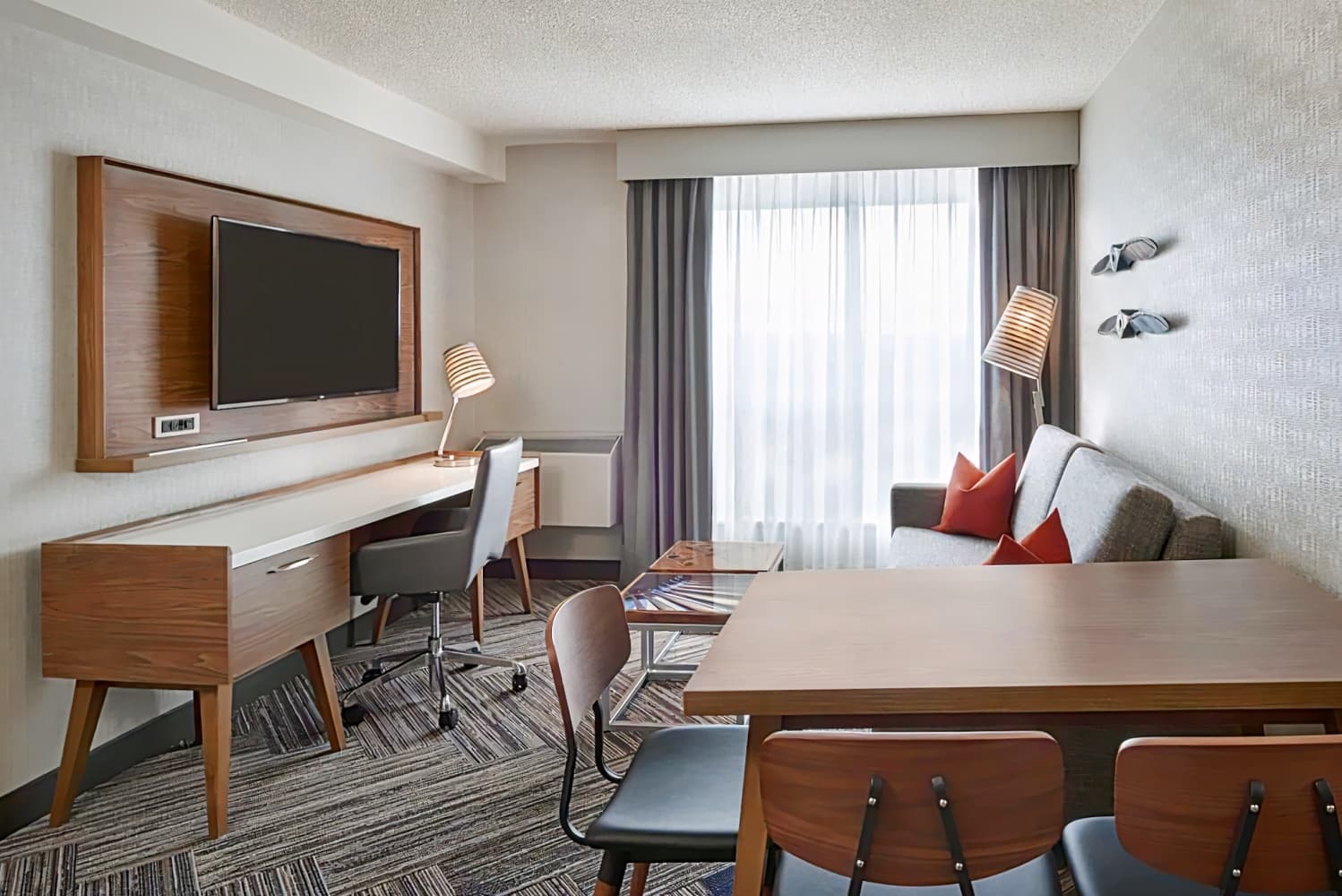 Four Points by Sheraton Toronto Airport East