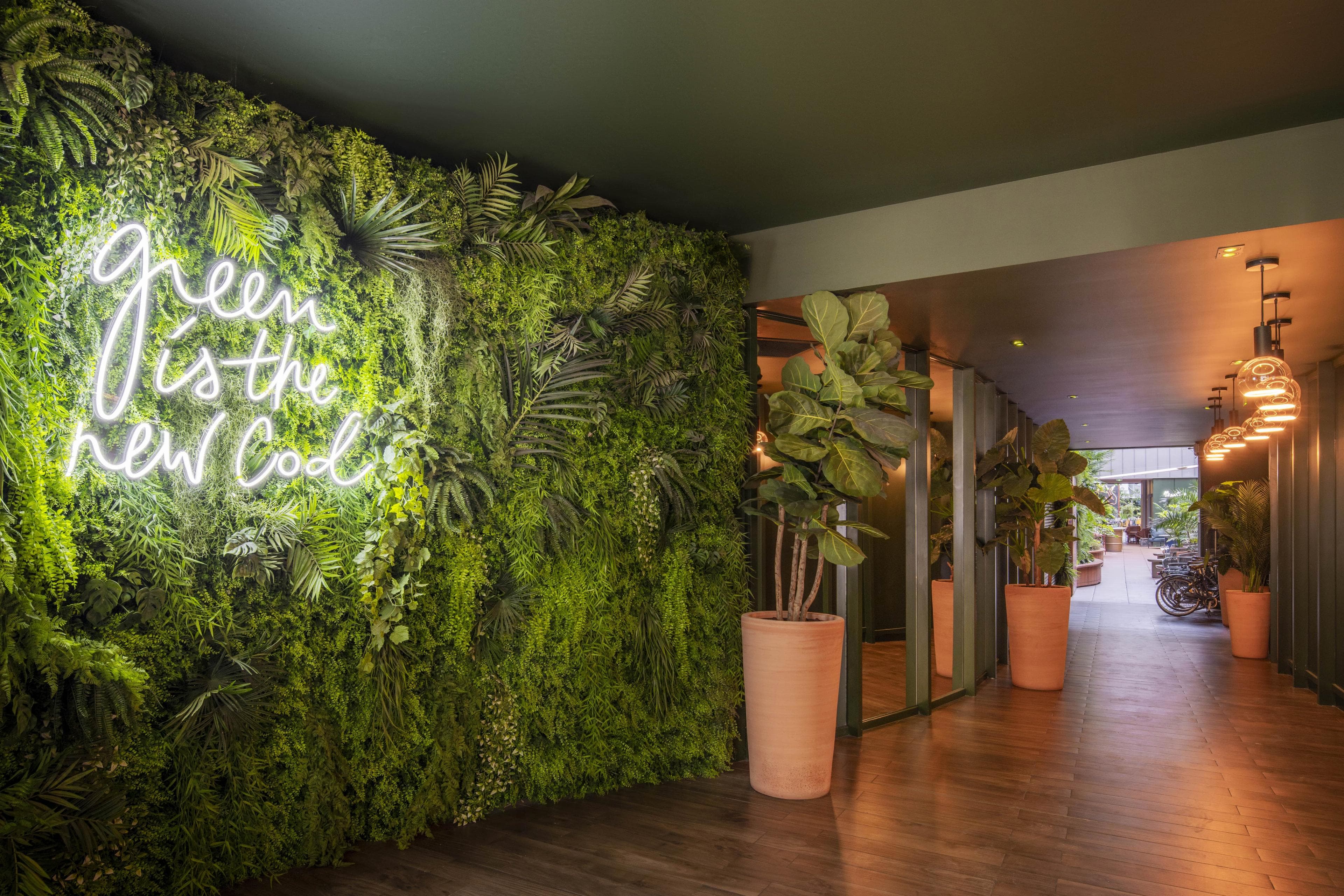 Renaissance Paris République