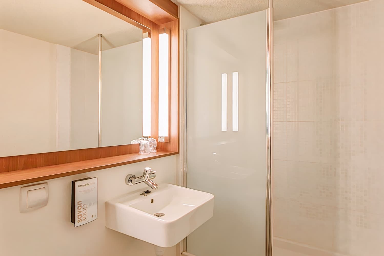 Campanile Poitiers Sud Aéroport