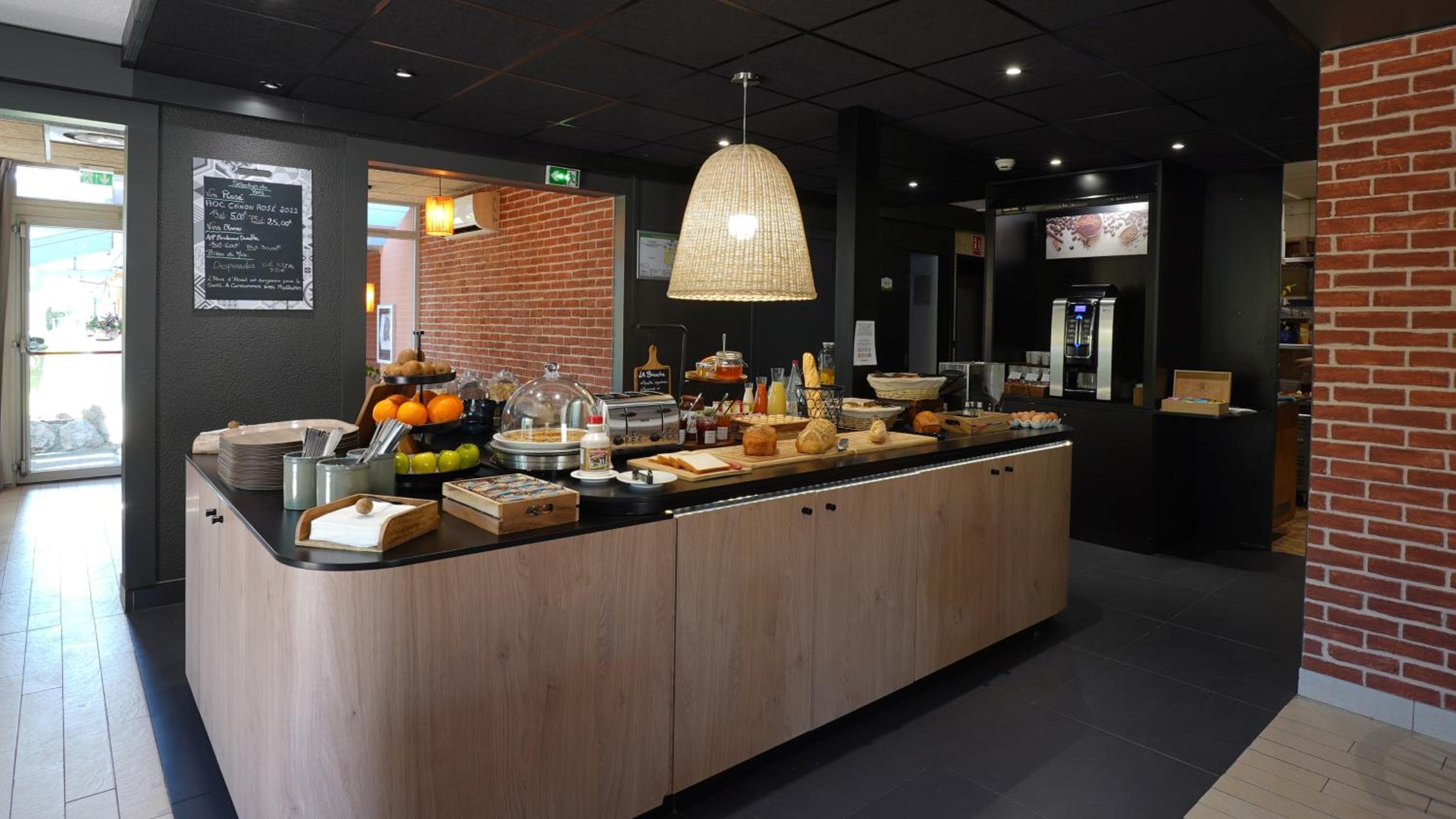 Campanile Poitiers Sud Aéroport