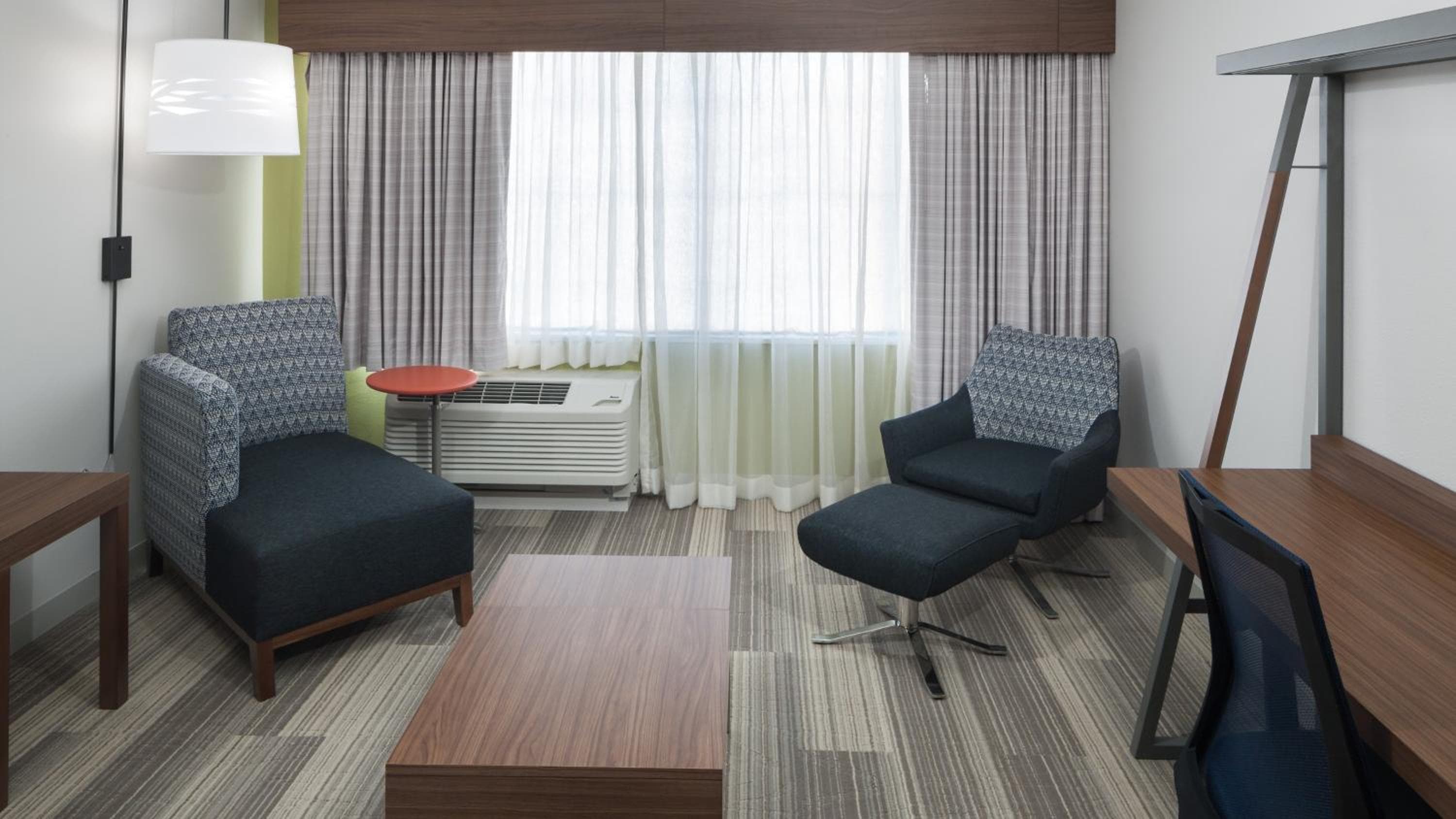 Holiday Inn Express & Suites Orlando At Seaworld, an IHG Hotel