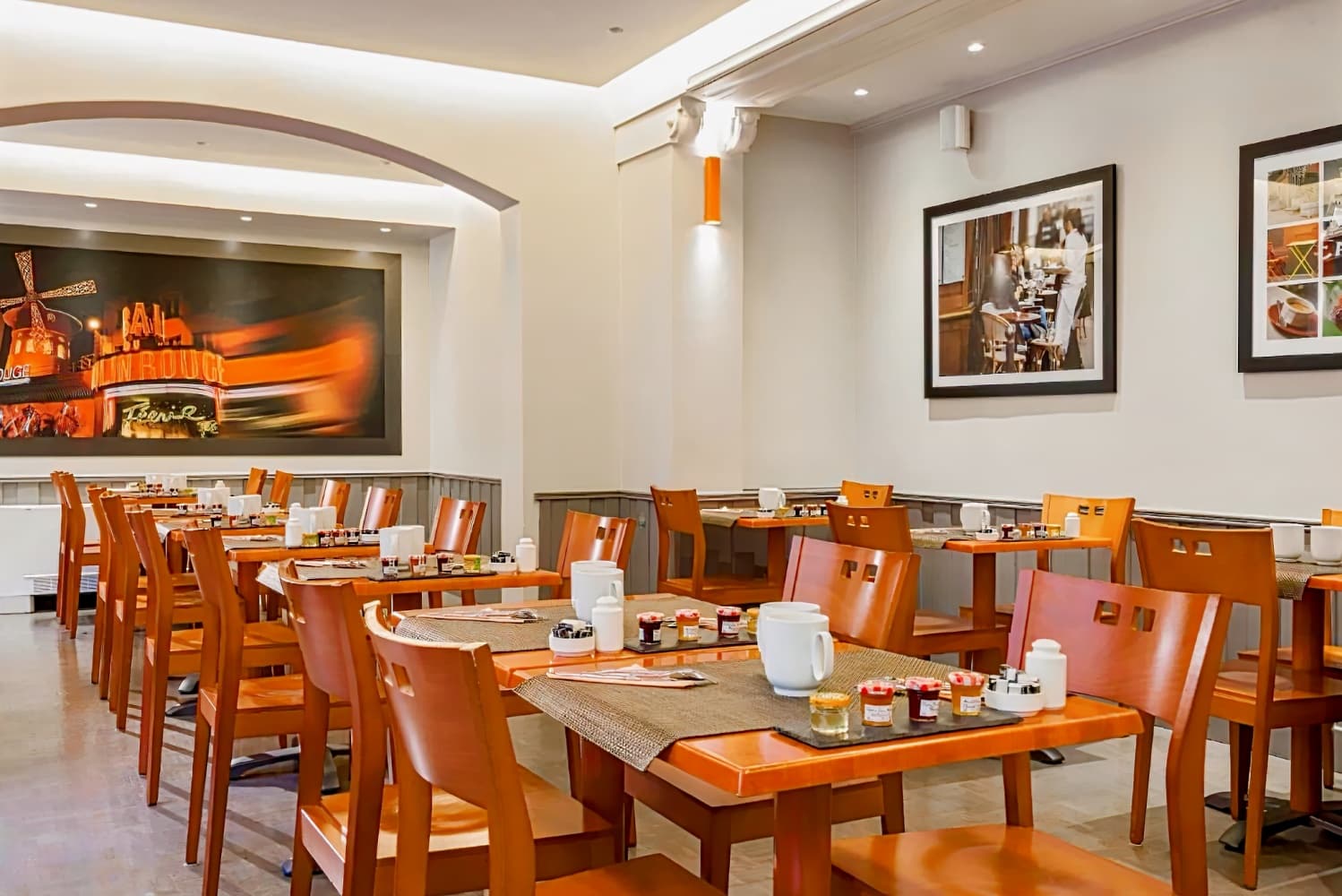 Timhotel Opéra Blanche Fontaine