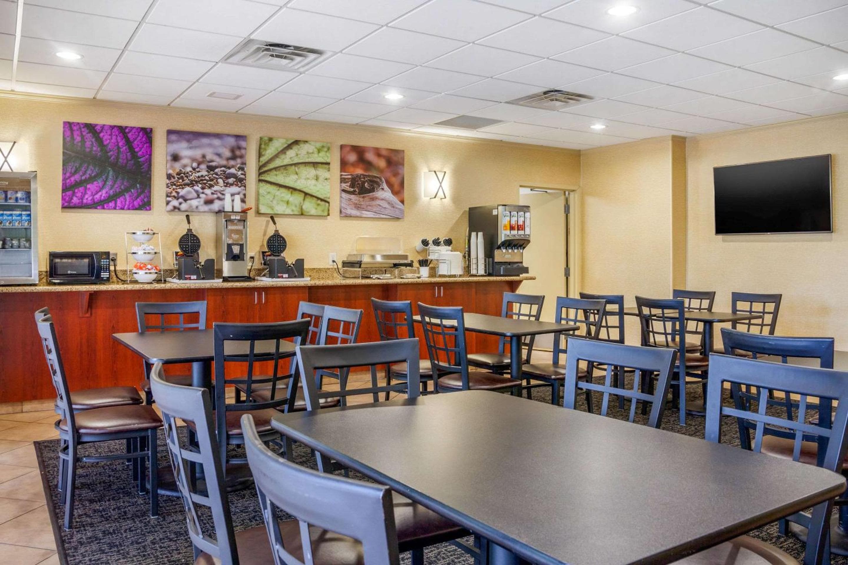 Sleep Inn & Suites Airport