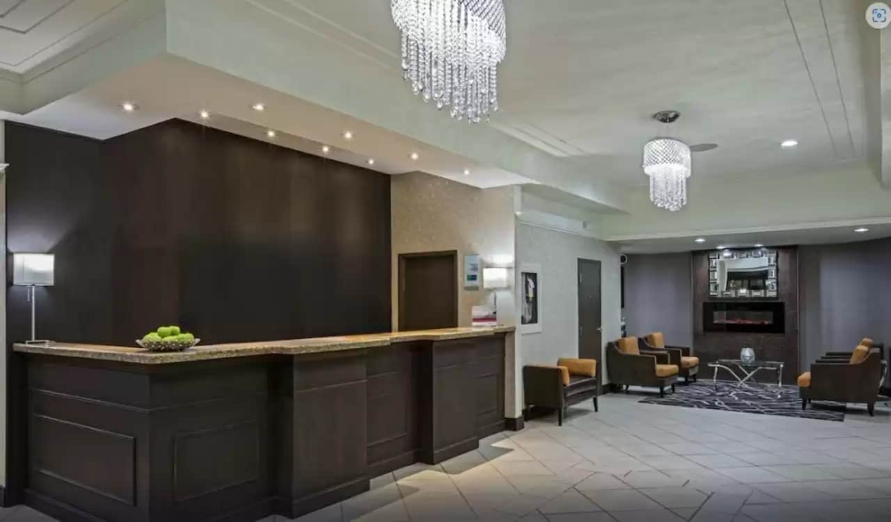 Quality Inn & Suites Downtown Regina