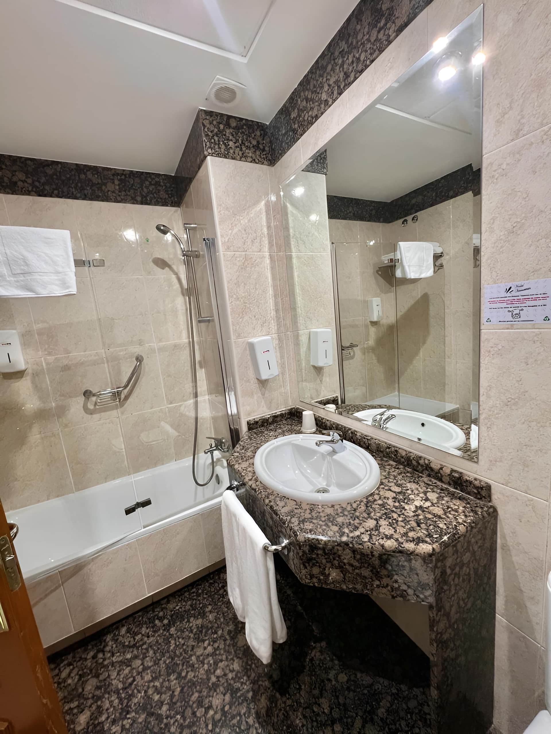 Hotel Humanes