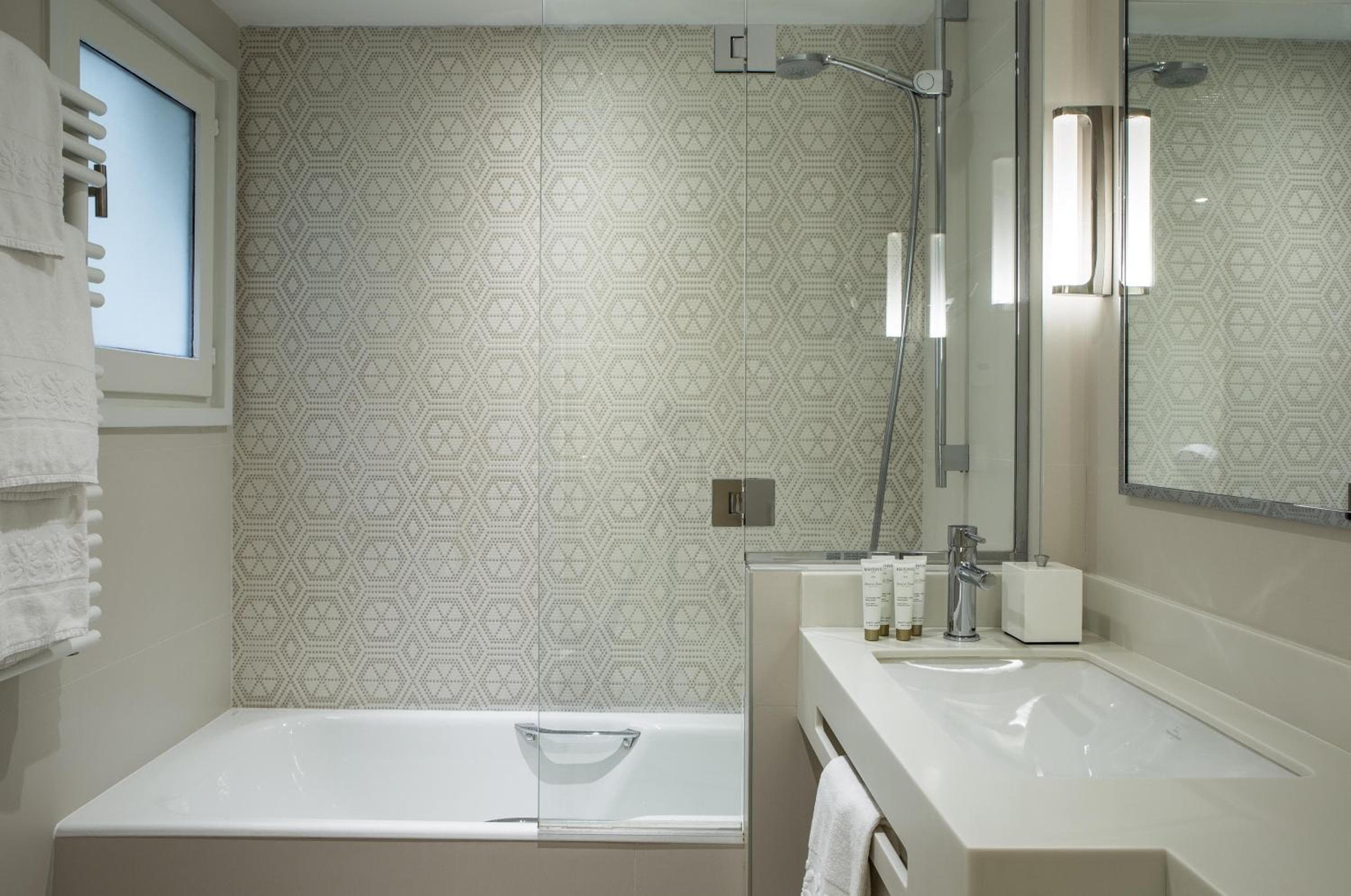 Hôtel Parc Saint-Séverin - Esprit de France