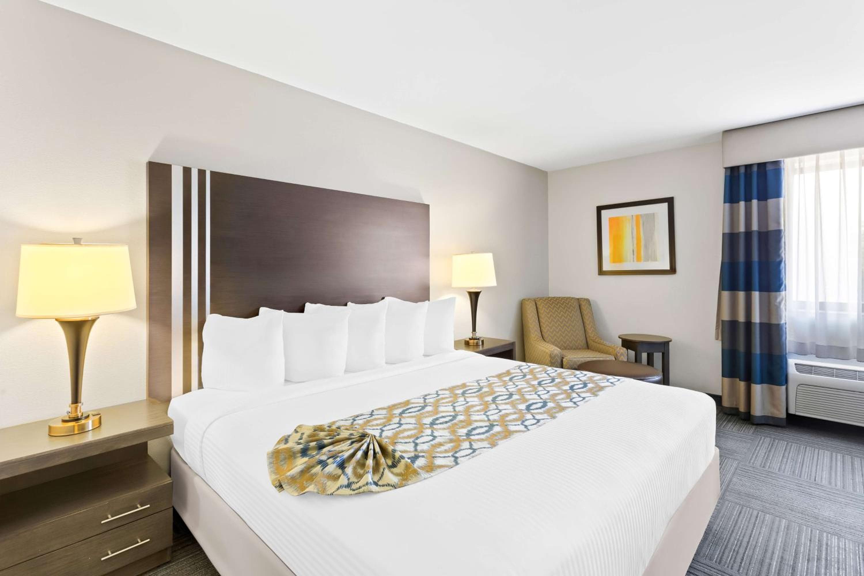 Best Western Naperville Inn