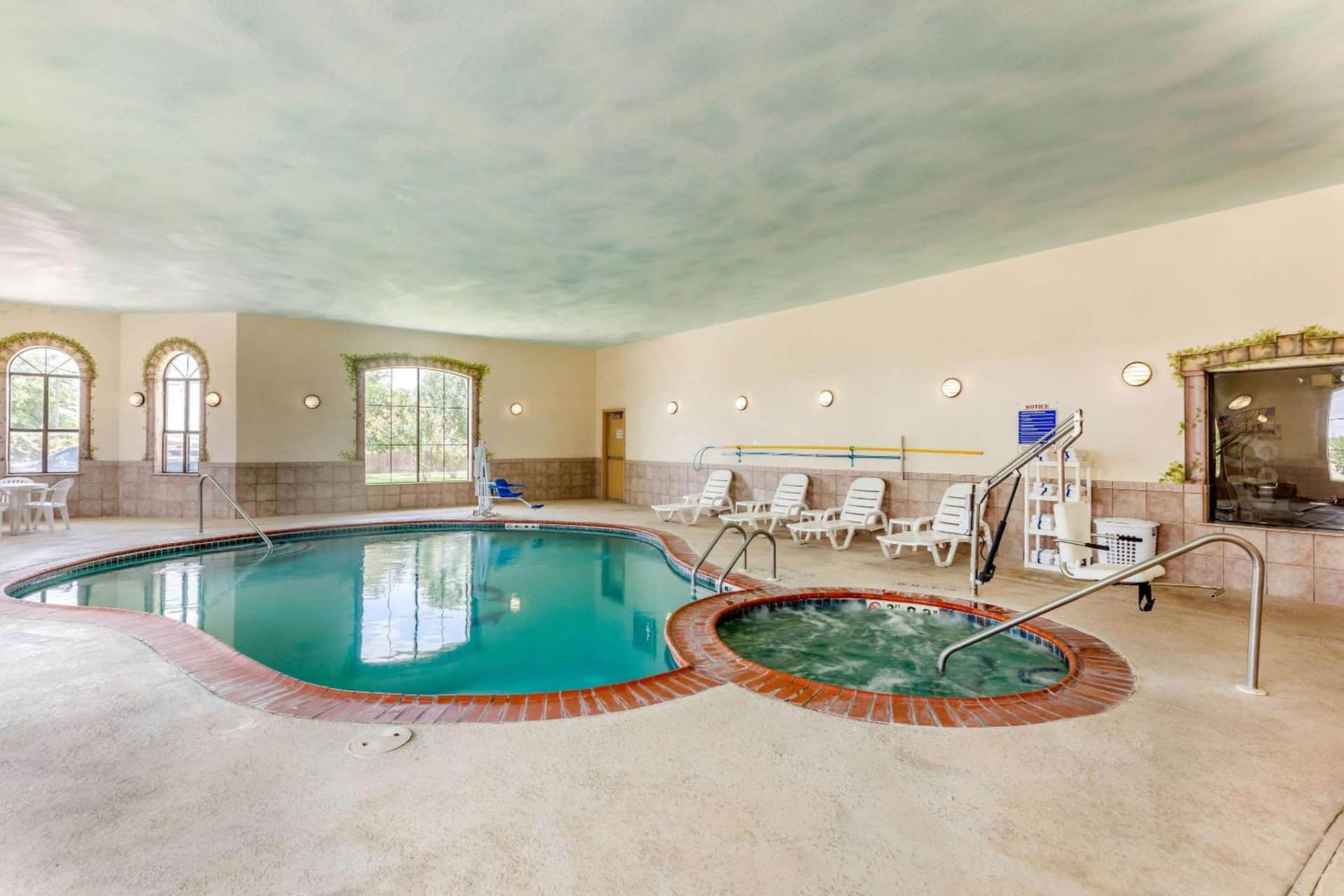 Sleep Inn & Suites Hewitt - South Waco