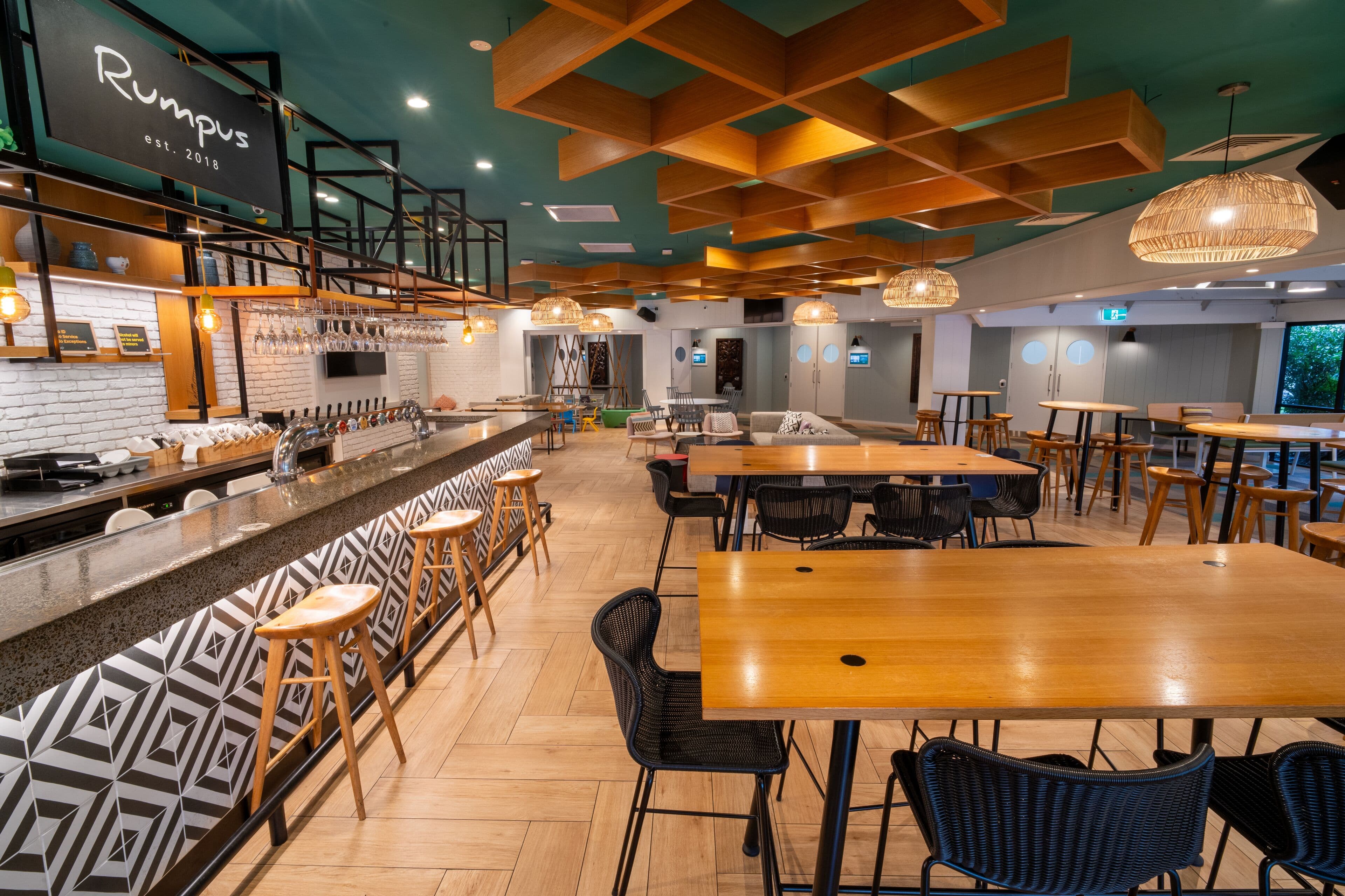 Holiday Inn Auckland Airport by IHG