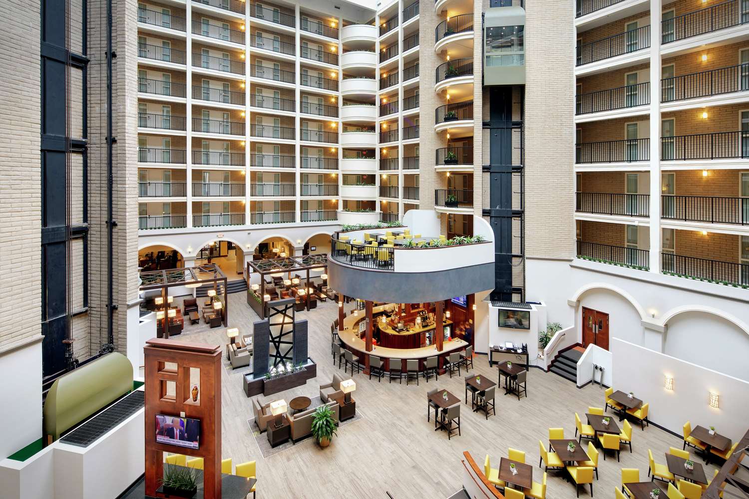 Embassy Suites Dallas - Park Central Area