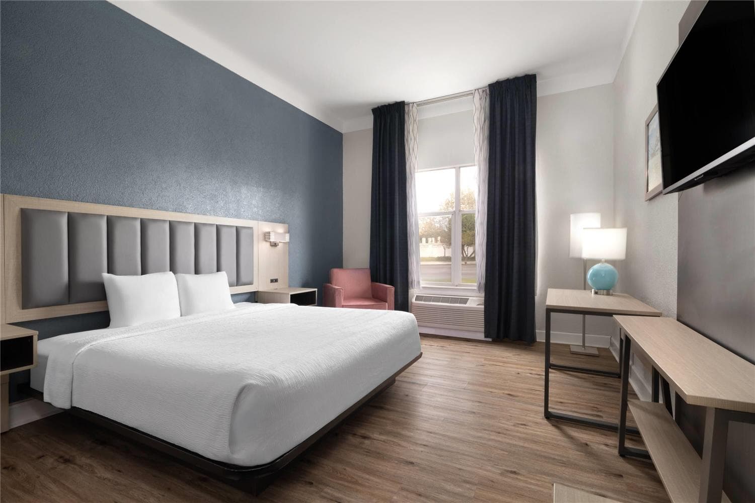 Wingate by Wyndham Savannah Gateway