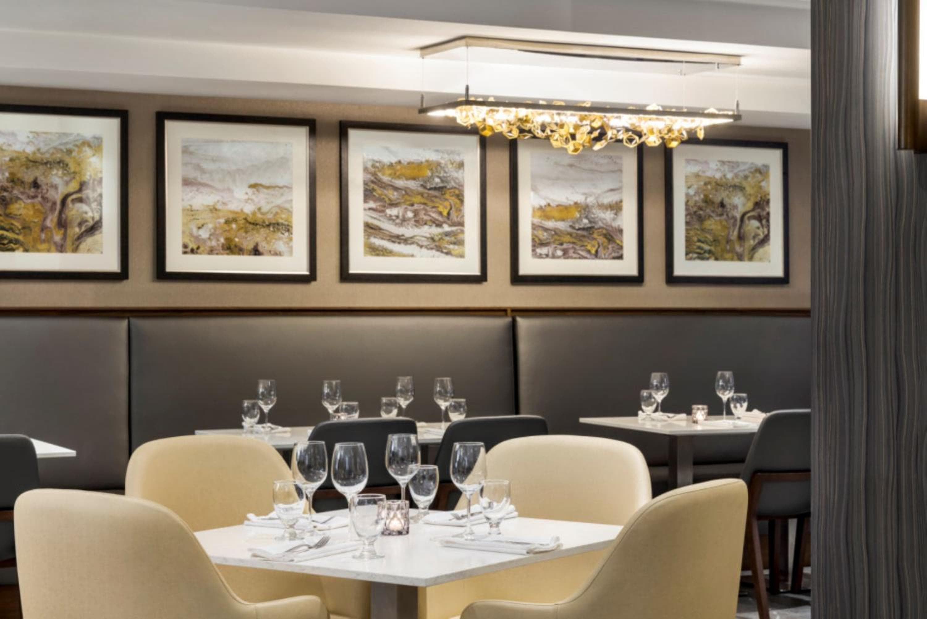 Crowne Plaza Toronto Airport by IHG