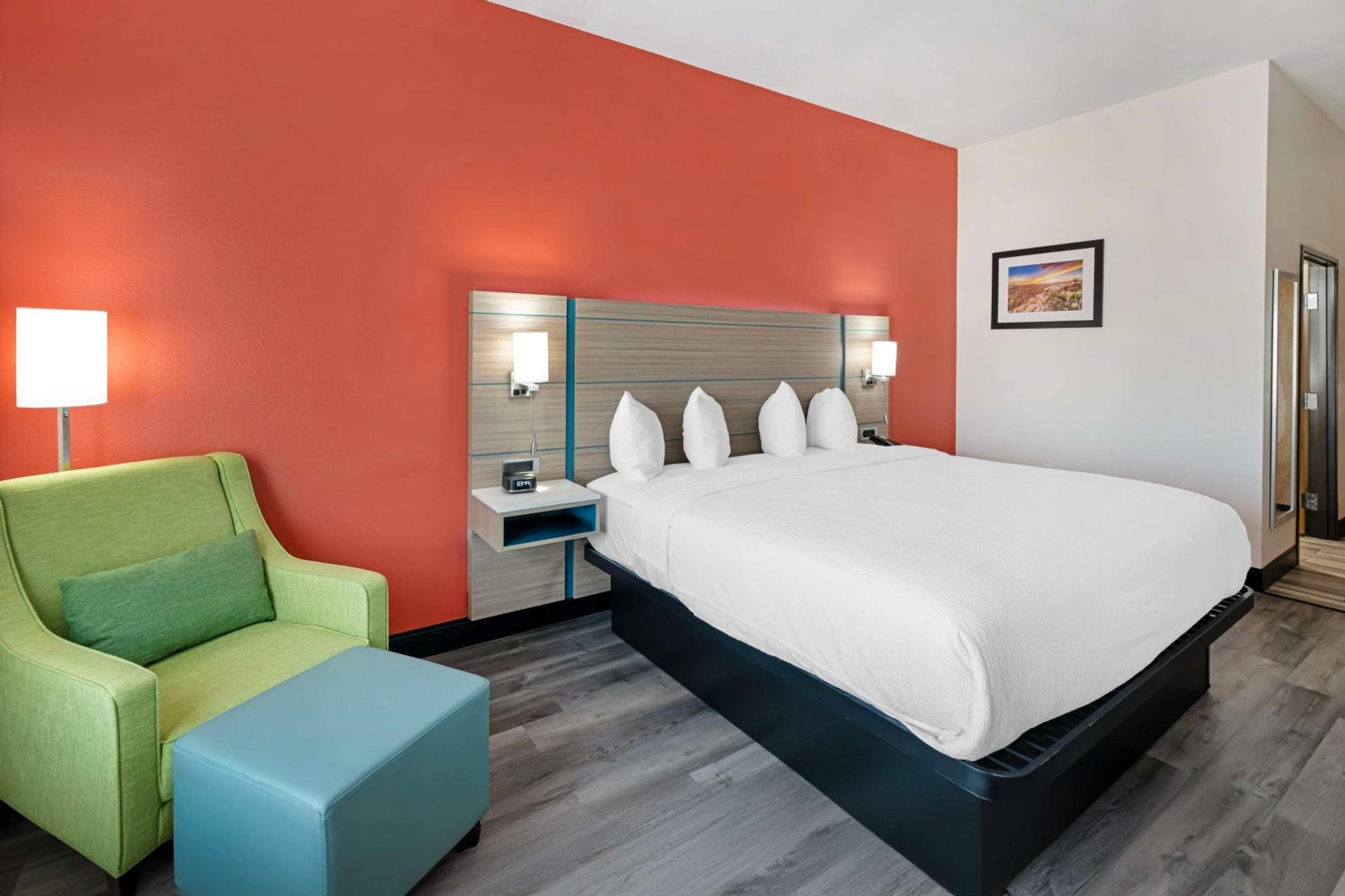 Best Western Plus Executive Residency Carlsbad Hotel