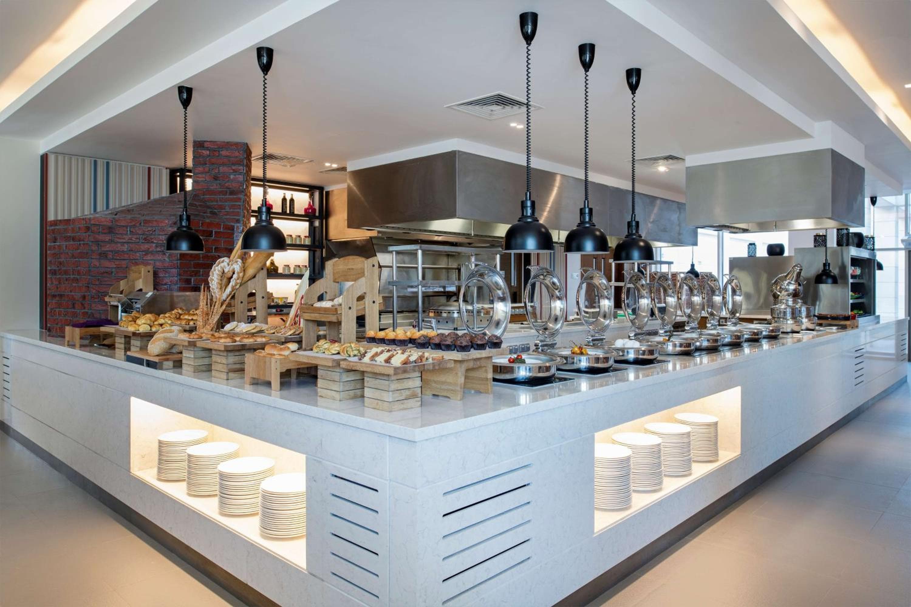 DoubleTree by Hilton Riyadh-Al Muroj Business Gate