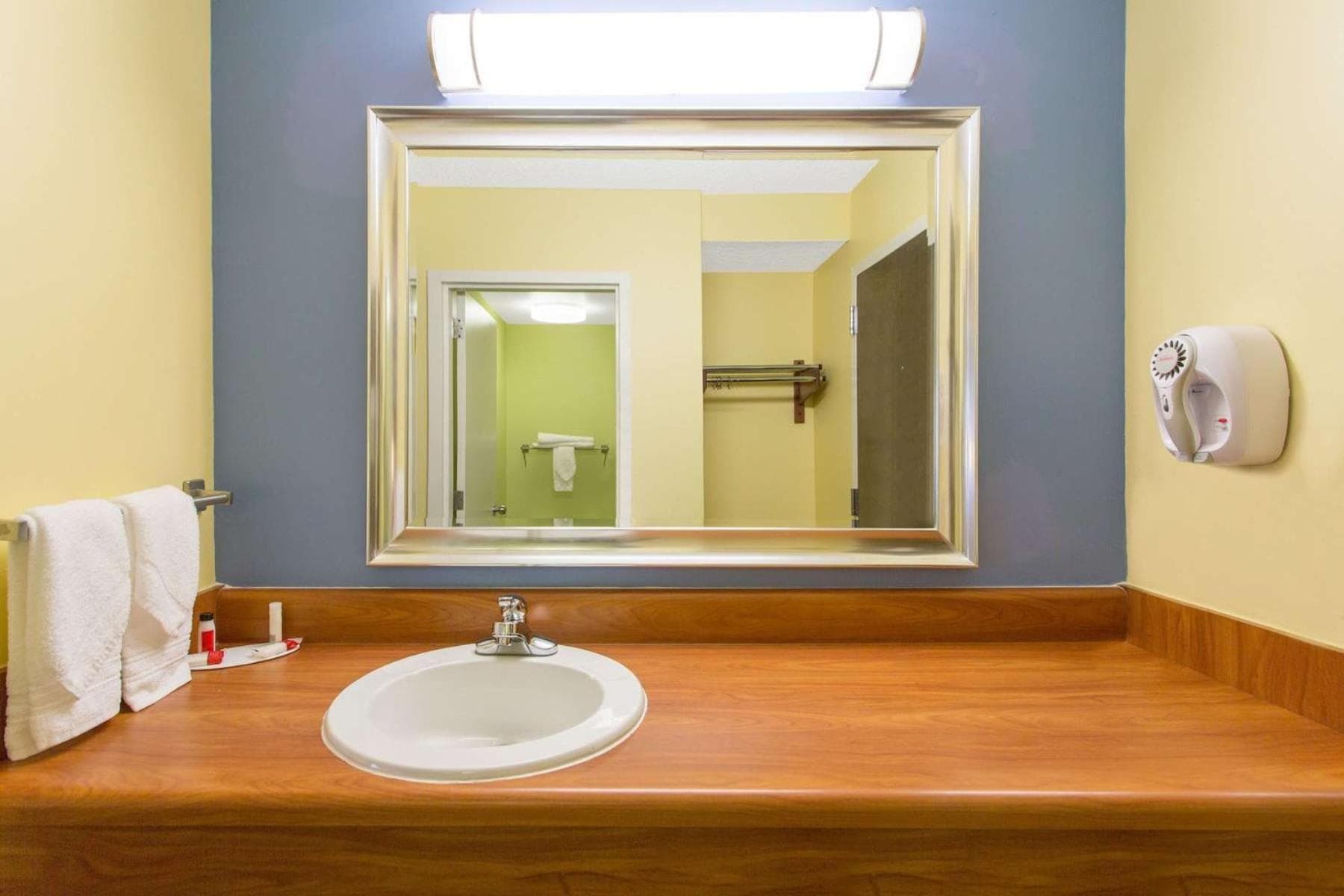 Days Inn by Wyndham Raleigh-Airport