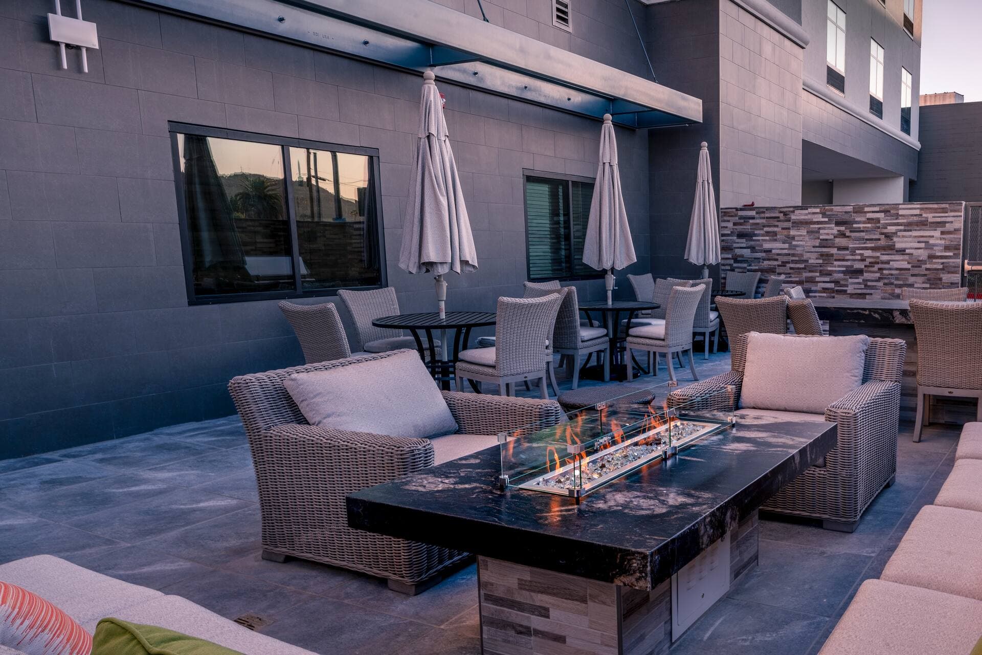 Hampton Inn Riverside Downtown