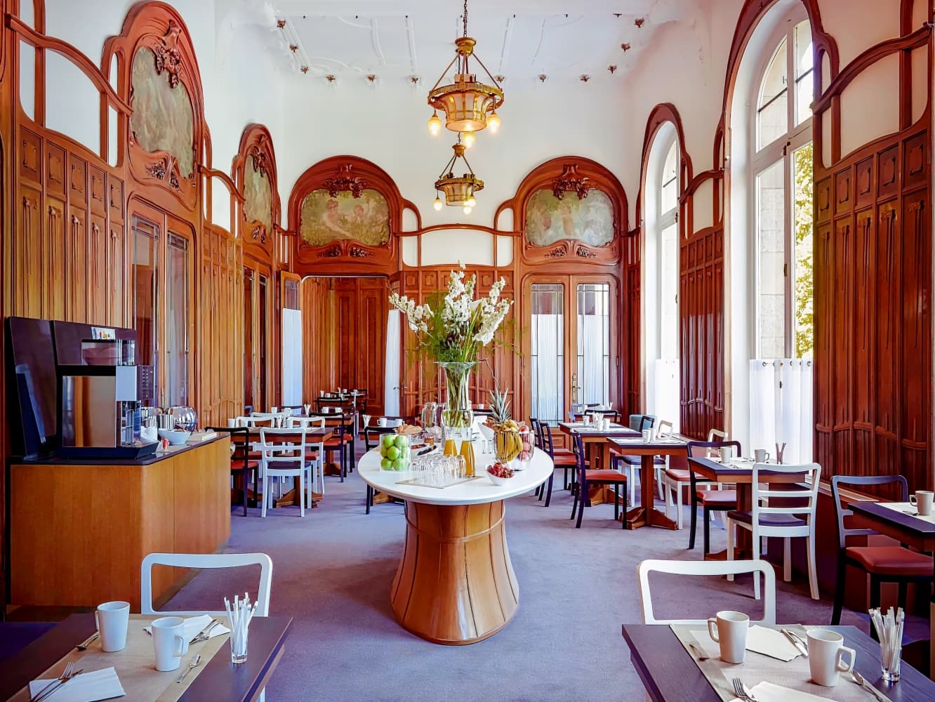 Mercure Lyon Centre Château Perrache hotel